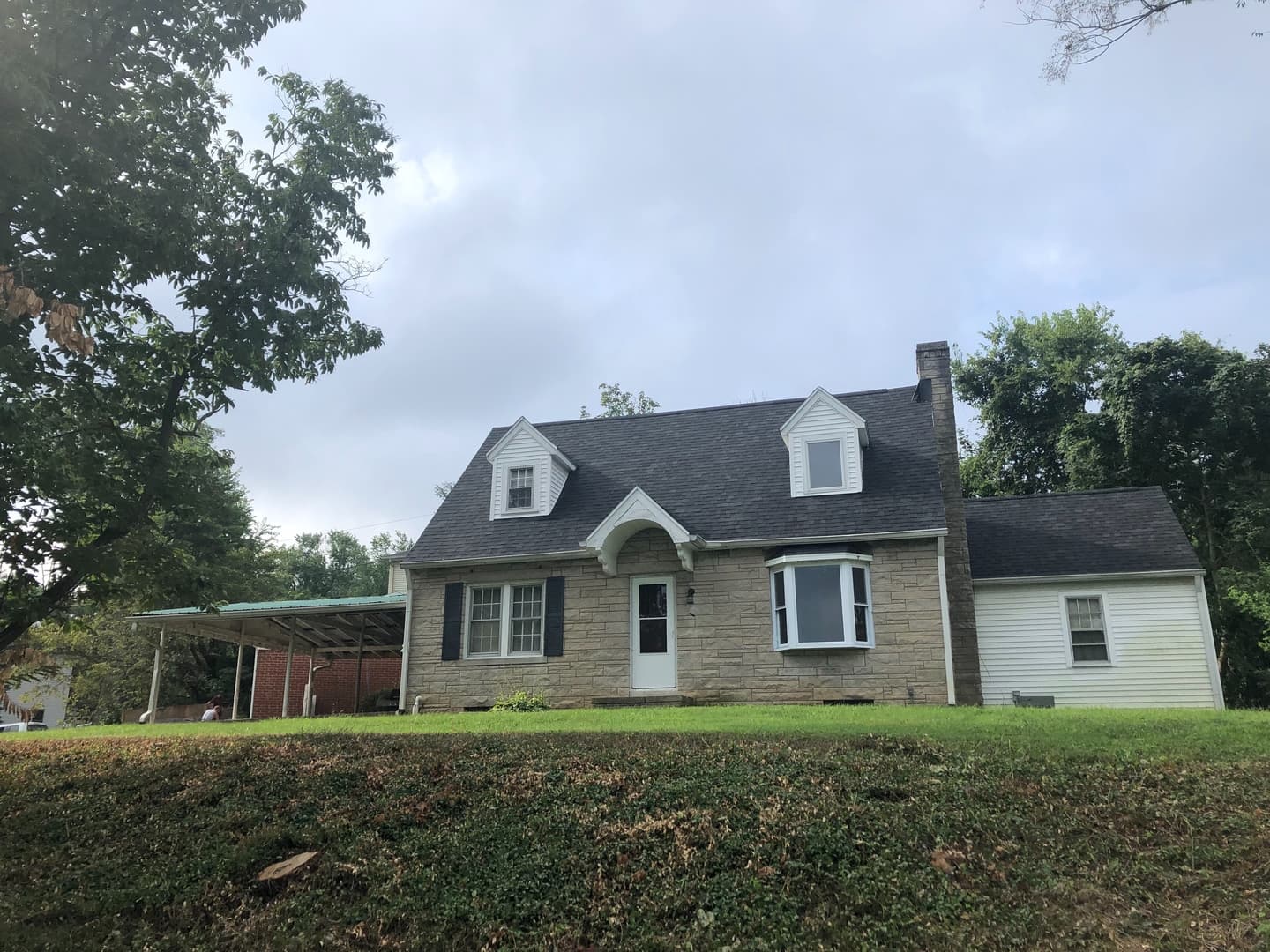 Bloomington House: 114 E. 19th St