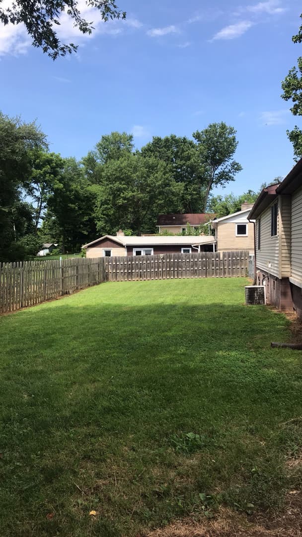 Bloomington House: 509 Duncan Drive