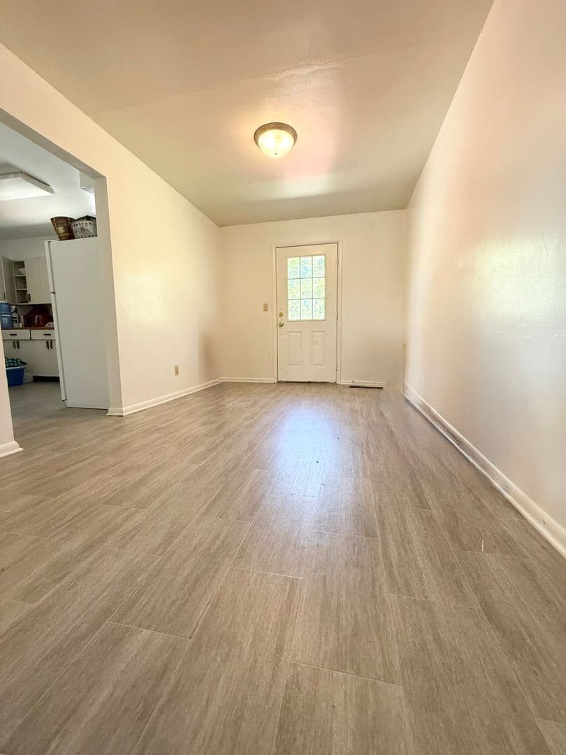 Bloomington House: 2605 E. 3rd St