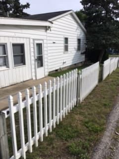 Ellettsville House: 115 W. Temperance Unit # 3