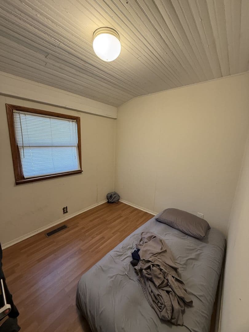 Bloomington House: 320 S Jackson St.