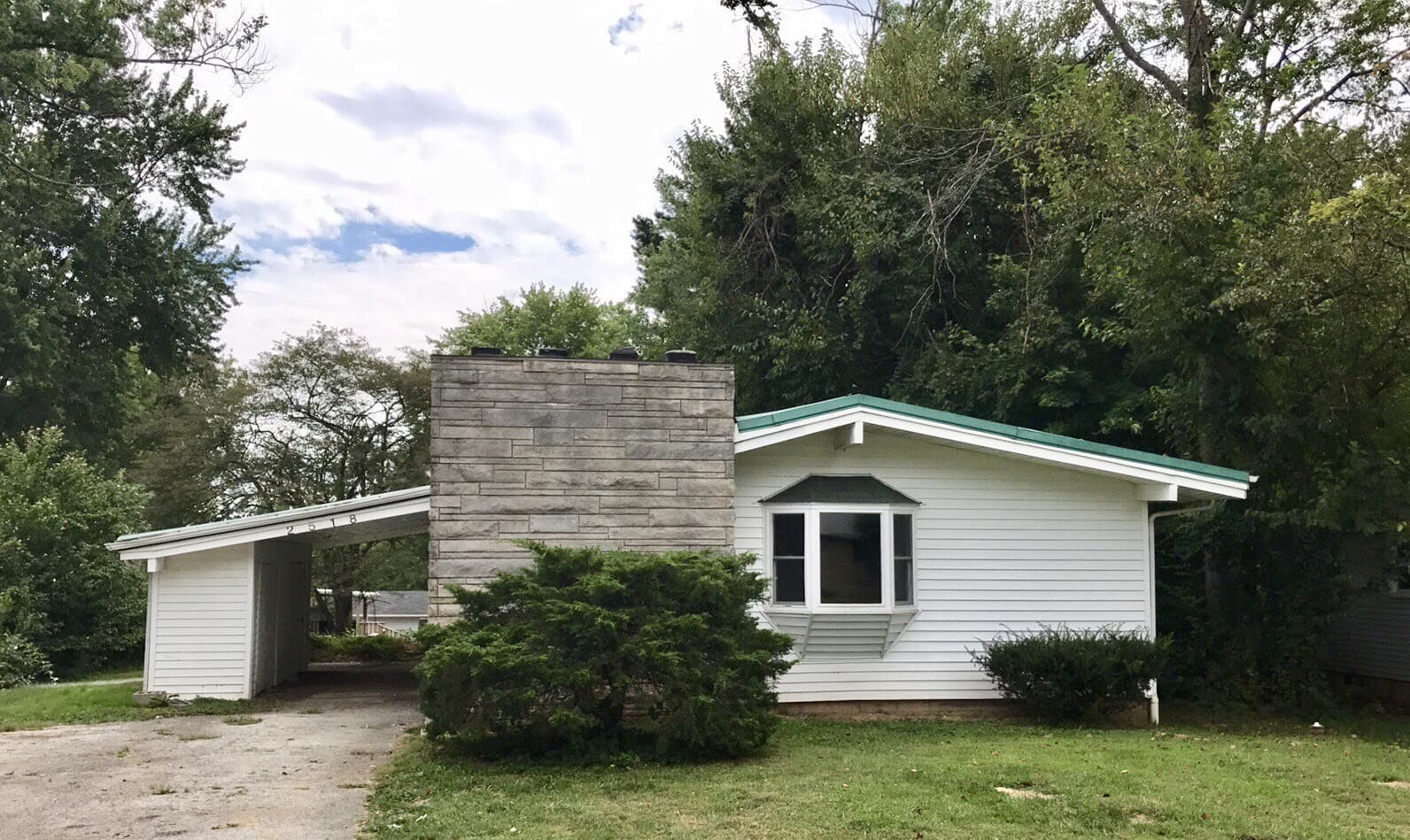 Bloomington House: 2518 E. 7th St