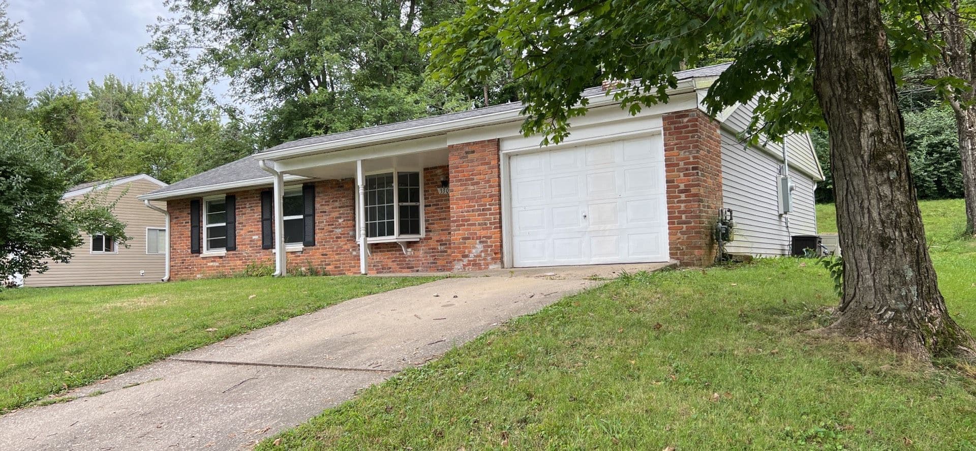 Bloomington House: 3301 N Valleyview Drive