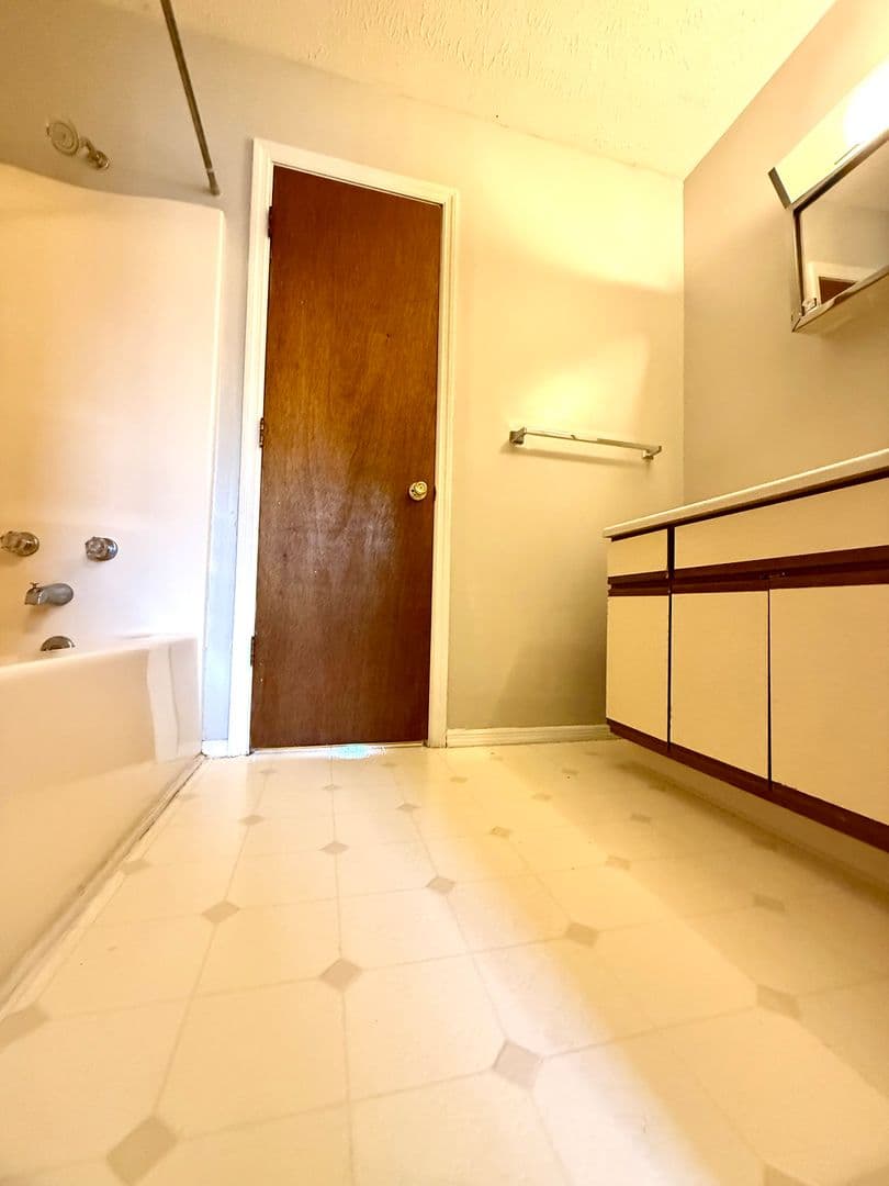 Bloomington Condo: 1713 N Lincoln St