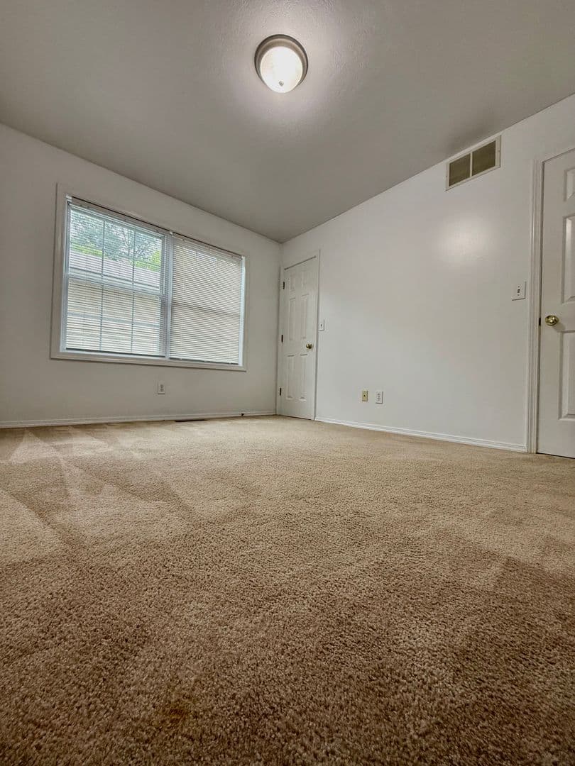 Bloomington House: 217 S. Roosevelt