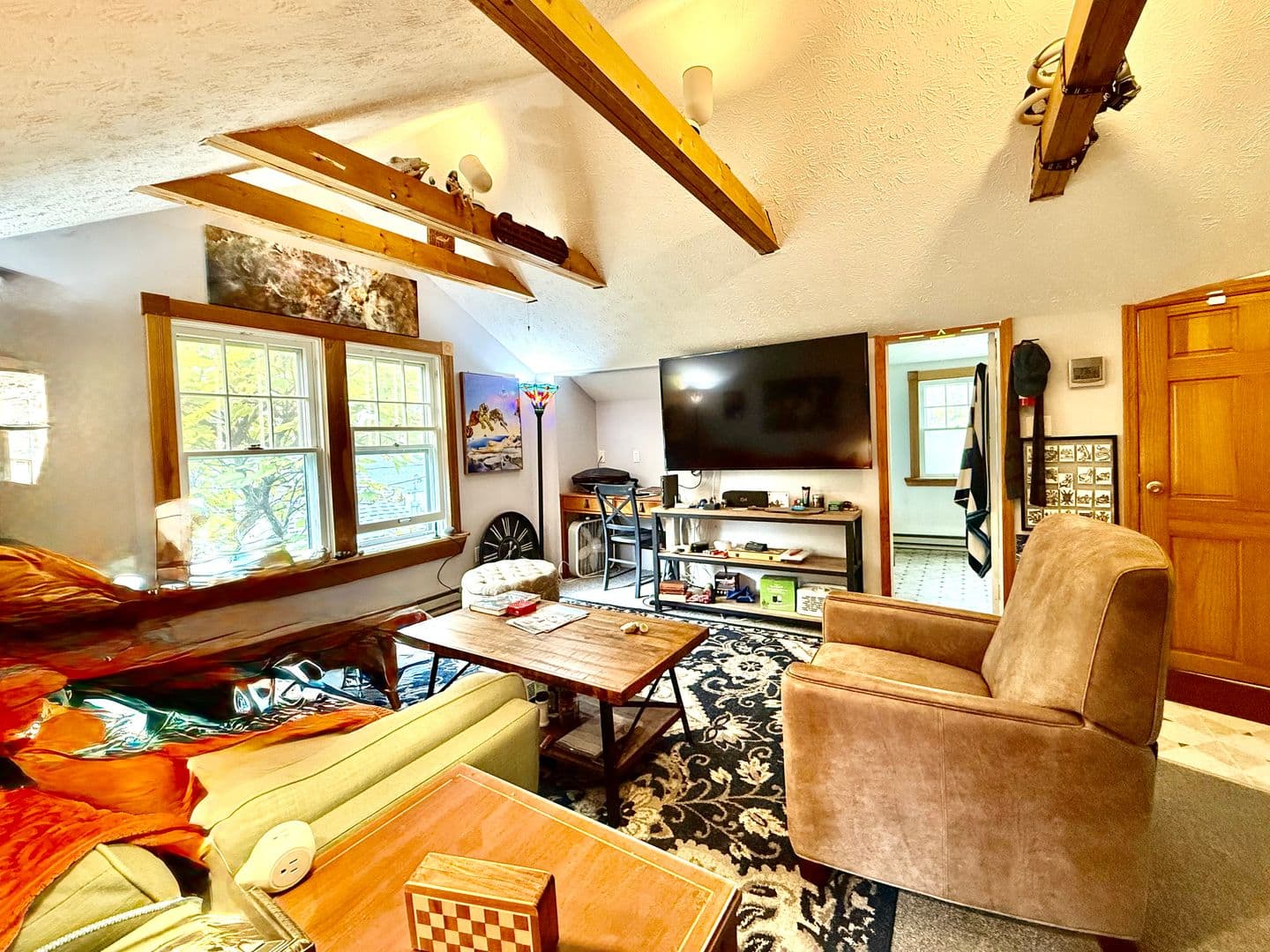 Bloomington House: 111 1/2 E. Wylie St- Upstairs