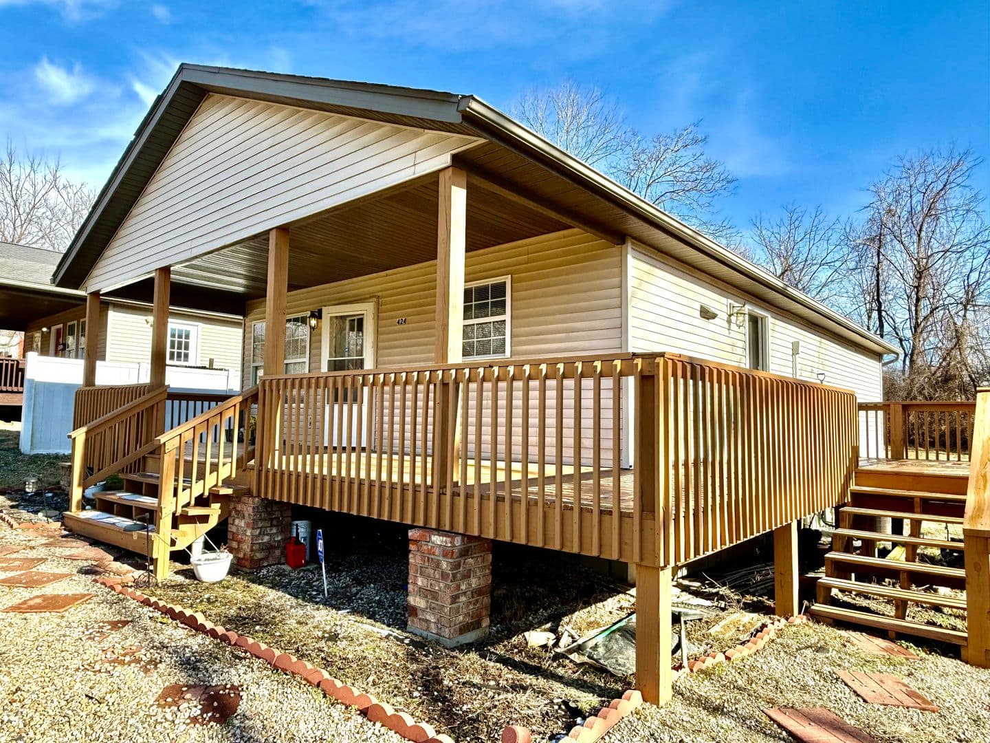Bloomington House: 424 N. Hay Street