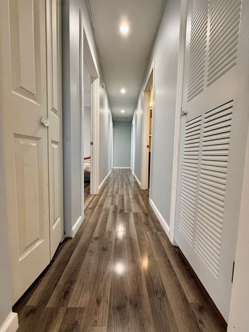 Bloomington House: 424 N. Hay Street