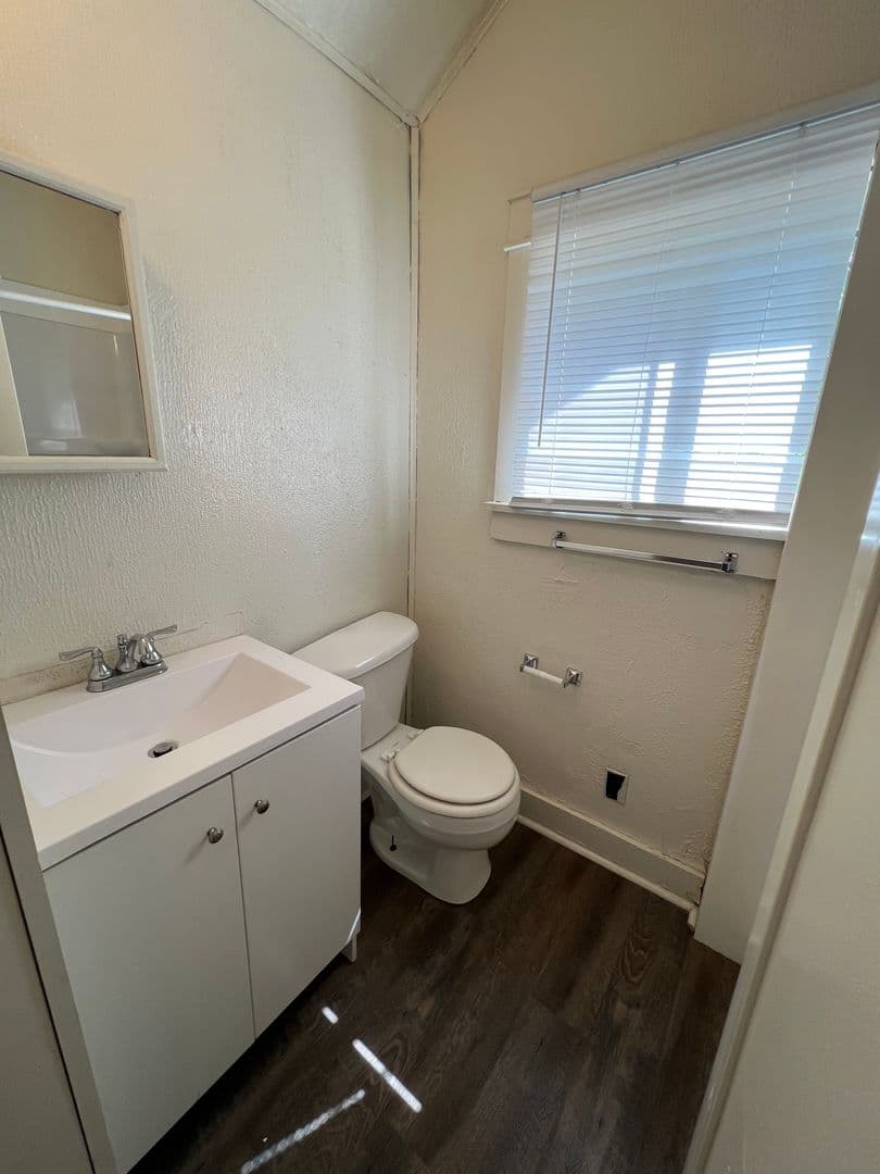 Bloomington House: 805 N. Park