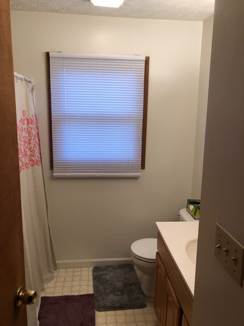 Bloomington House: 500 Eastside Drive
