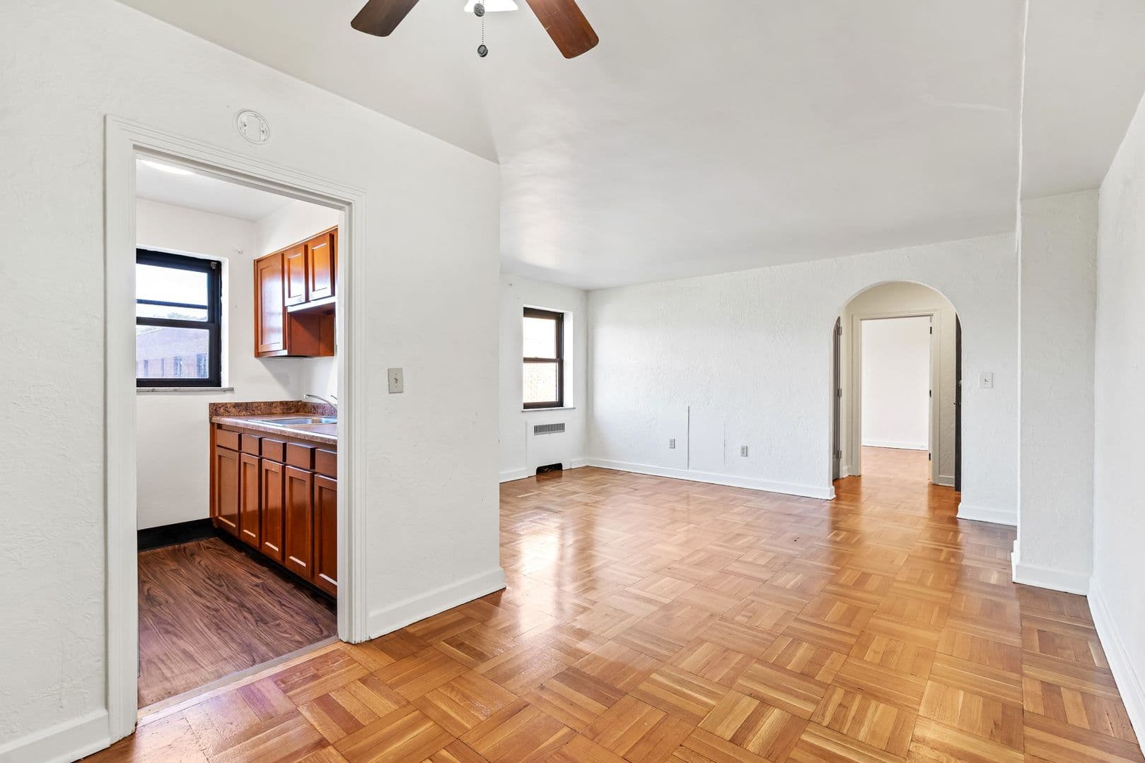 Pittsburgh Apartment: 3336 Brownsville Rd