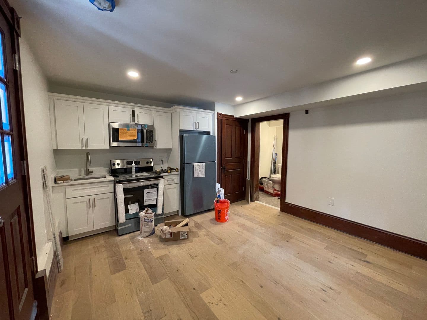 Leominster Apartment: 41 Summer St