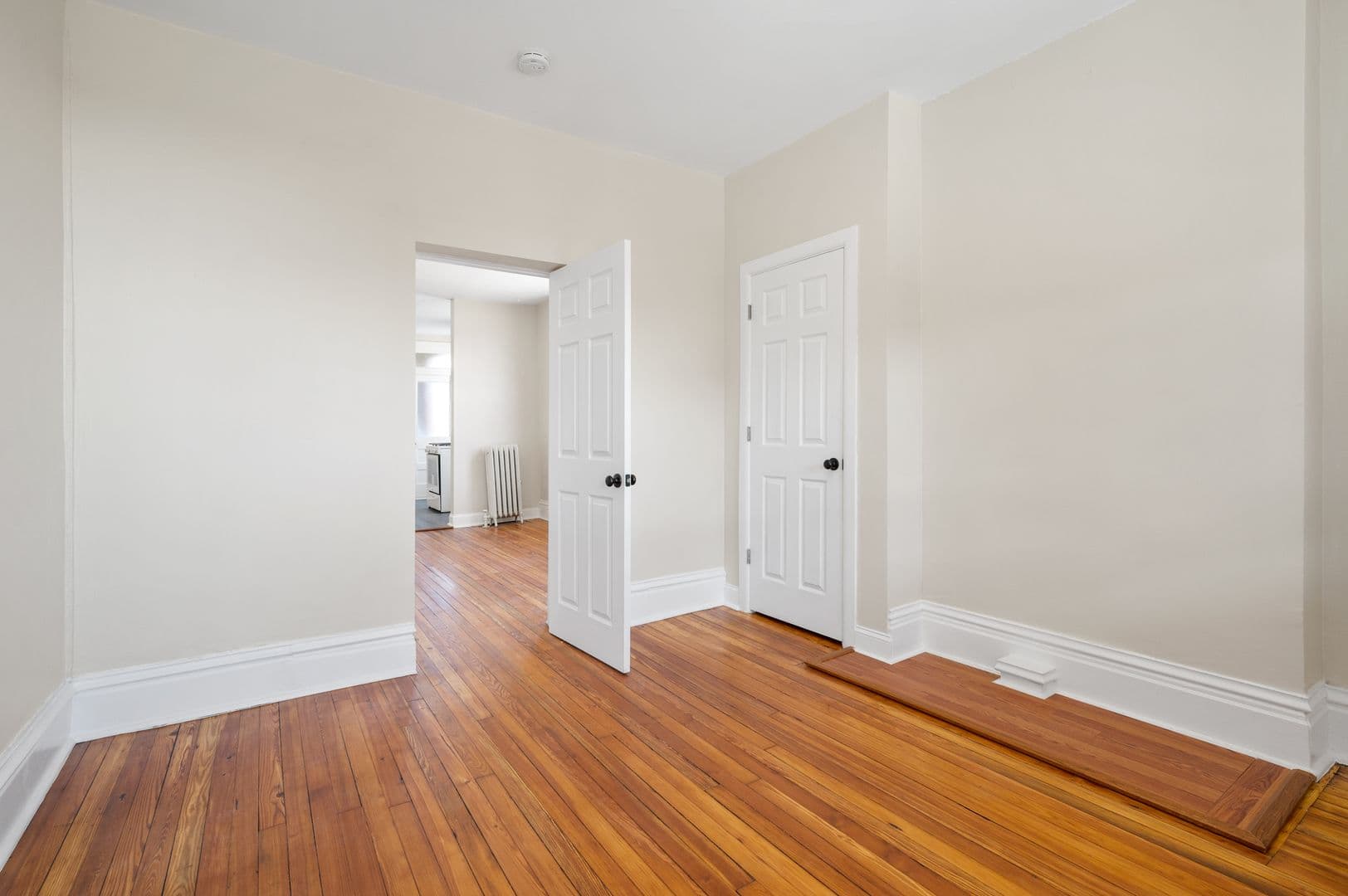 Pittsburgh Apartment: 701 Brownsville Rd