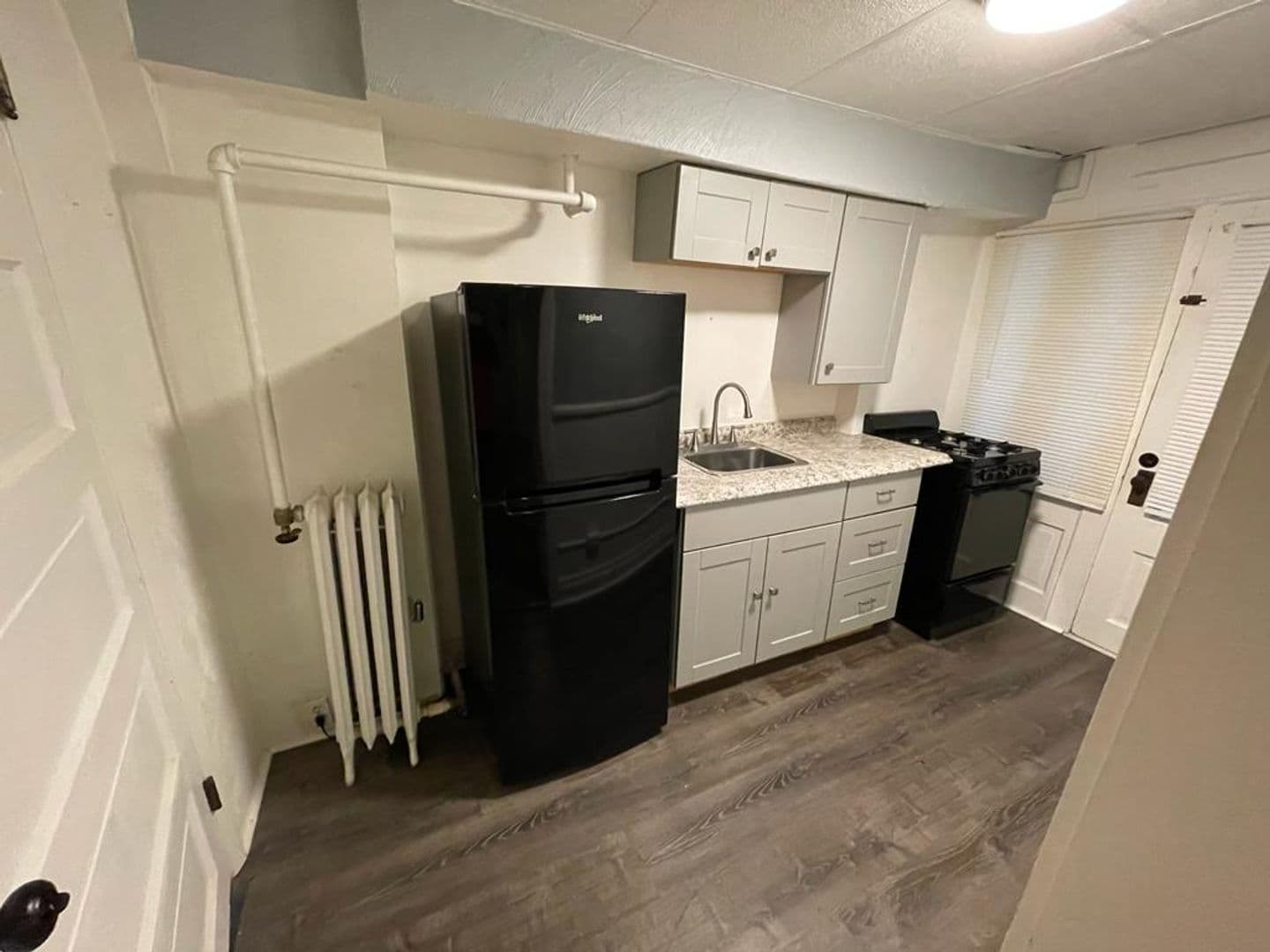 Pittsburgh Apartment: 701 Brownsville Rd