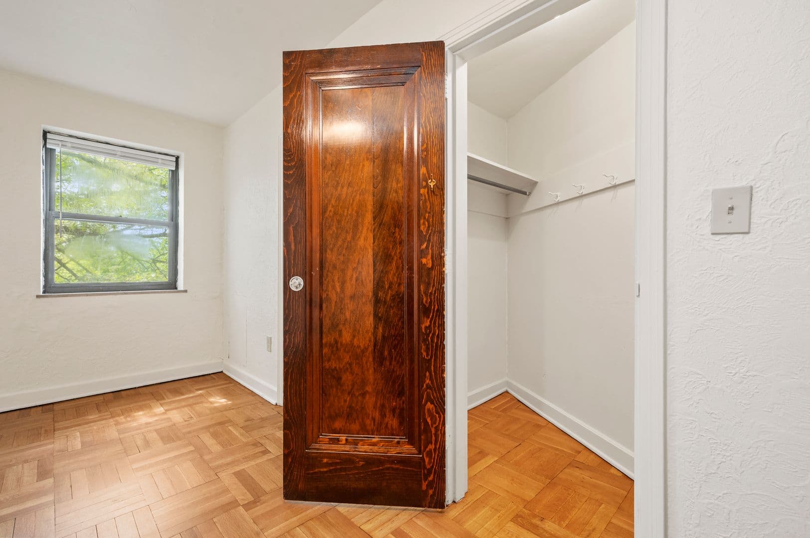 Pittsburgh Apartment: 3336 Brownsville Rd