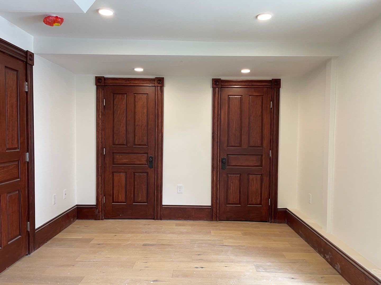 Leominster Apartment: 41 Summer St