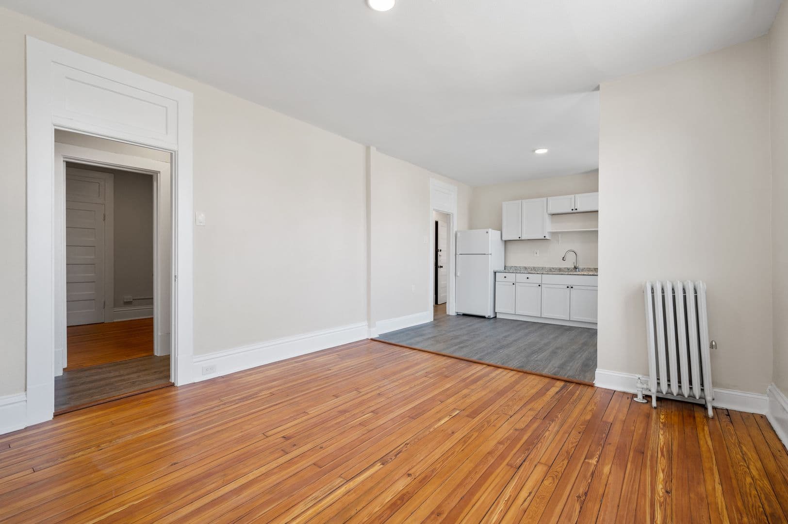 Pittsburgh Apartment: 701 Brownsville Rd