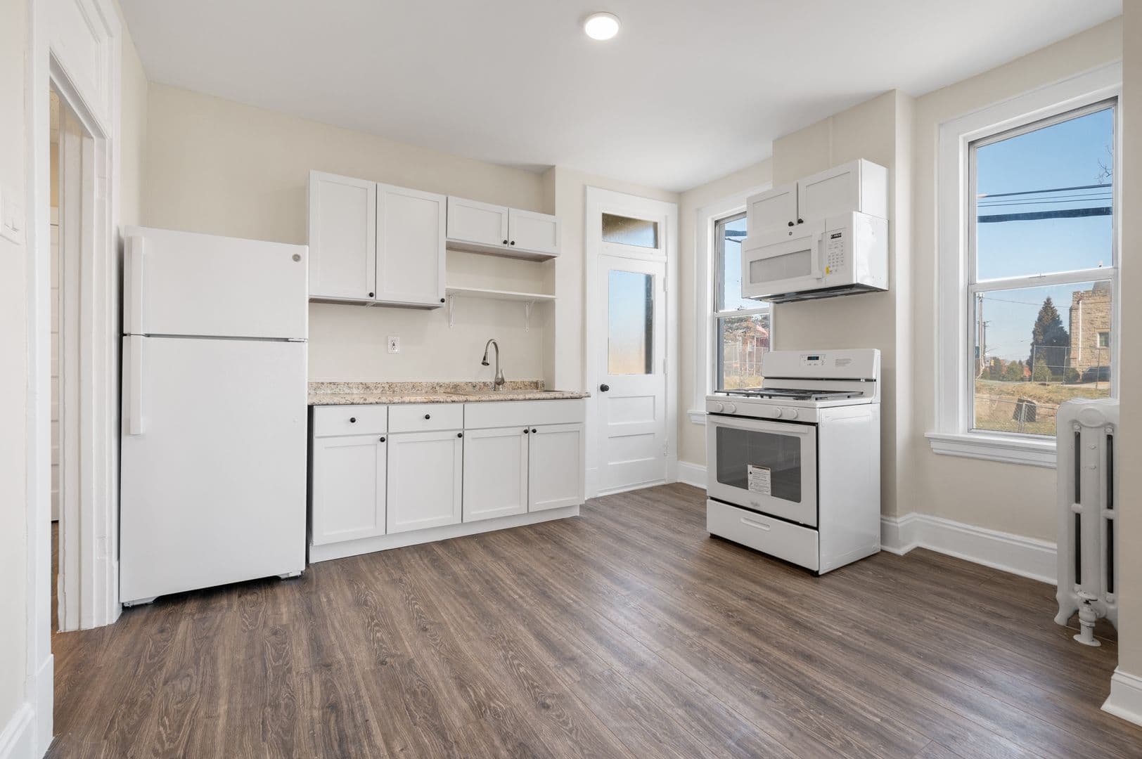Pittsburgh Apartment: 701 Brownsville Rd