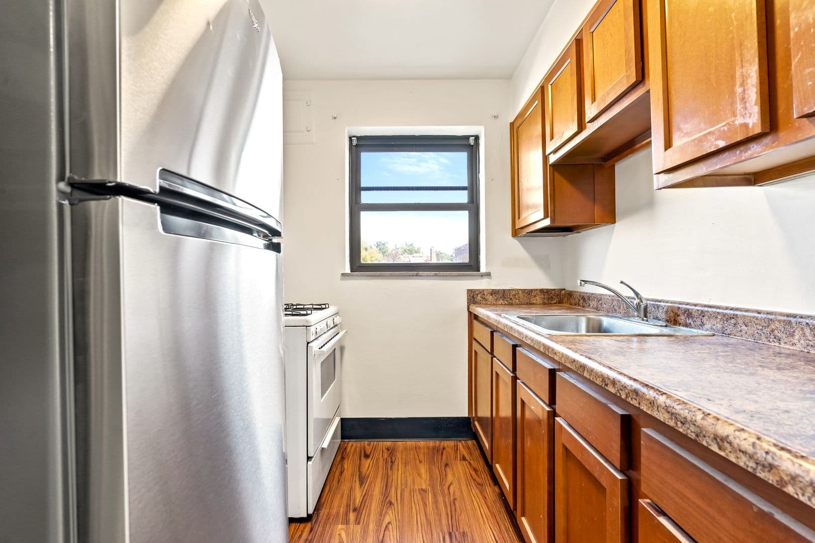Pittsburgh Apartment: 3336 Brownsville Rd