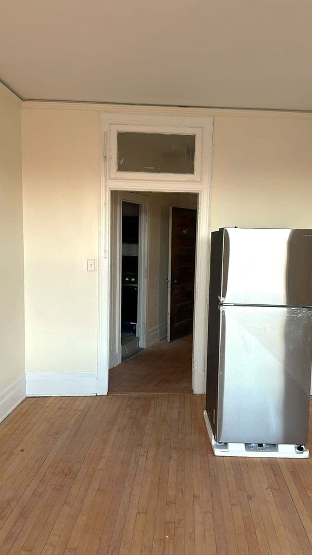 Uniontown Apartment: 48-52 W Main St
