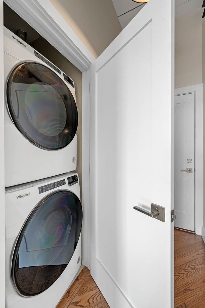 Leominster Apartment: 34 Tremaine St