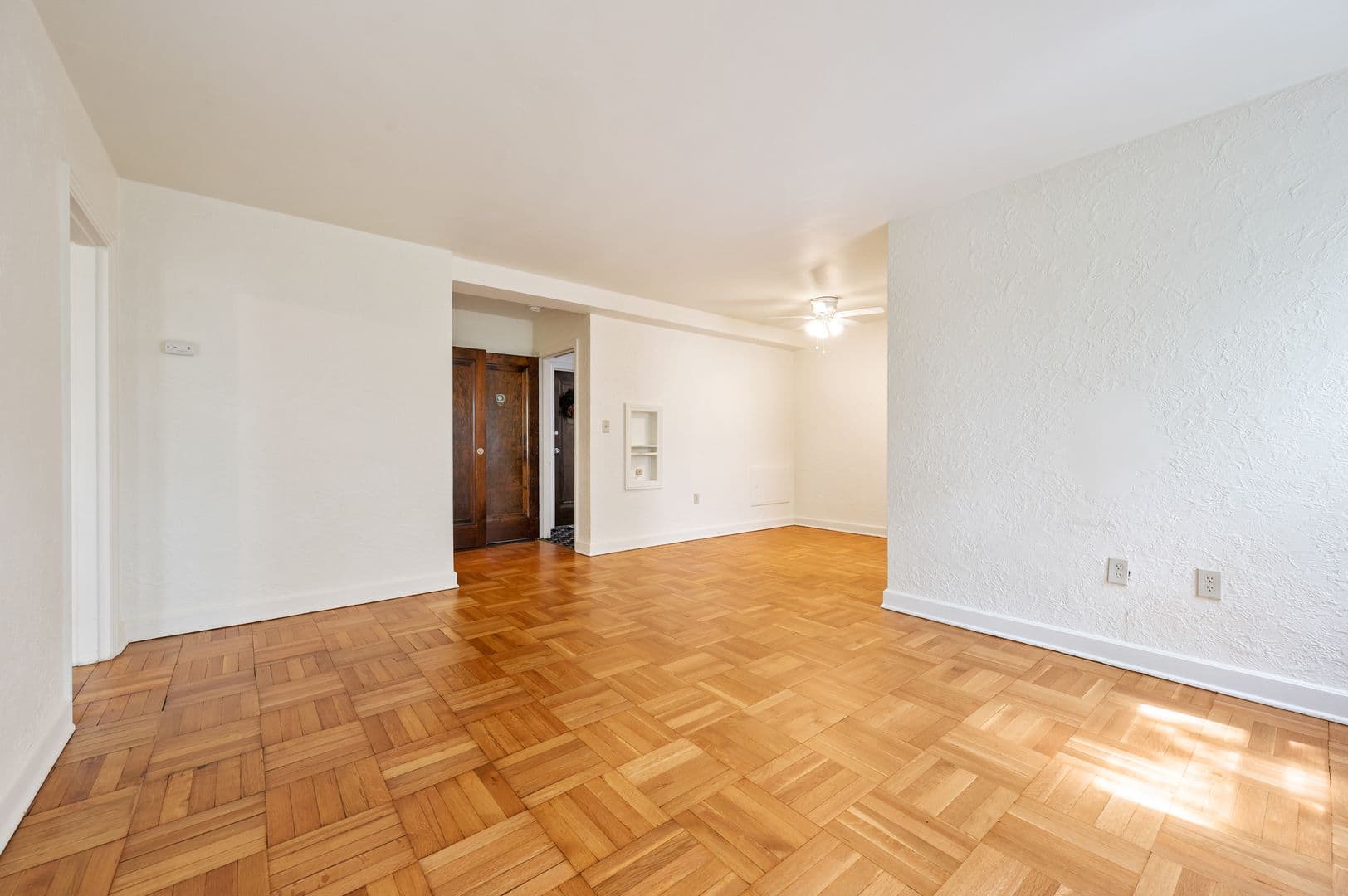 Pittsburgh Apartment: 3336 Brownsville Rd