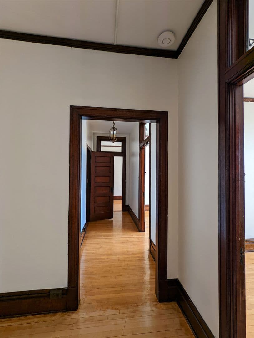 Uniontown Apartment: 48-52 W Main St