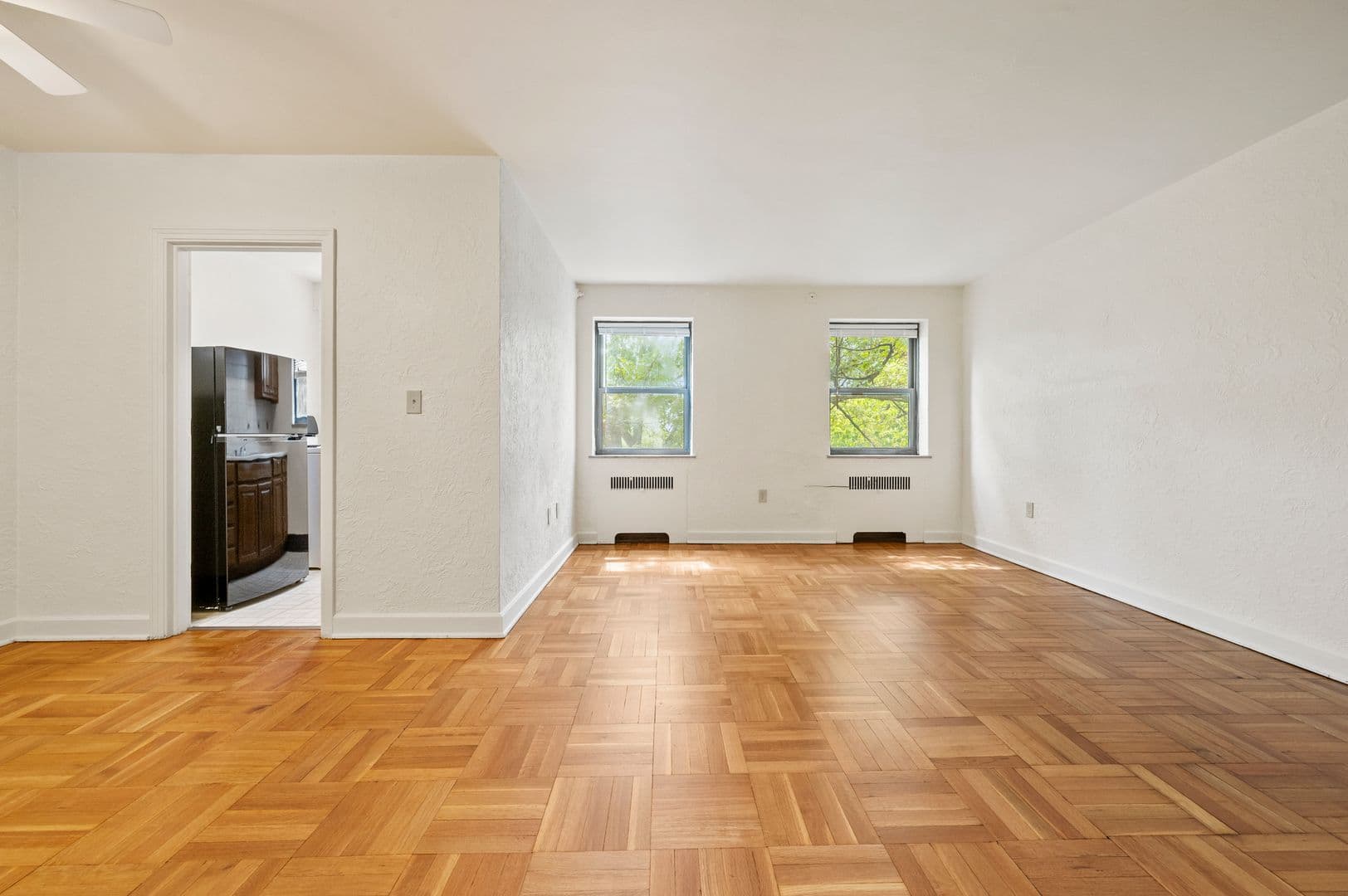 Pittsburgh Apartment: 3336 Brownsville Rd