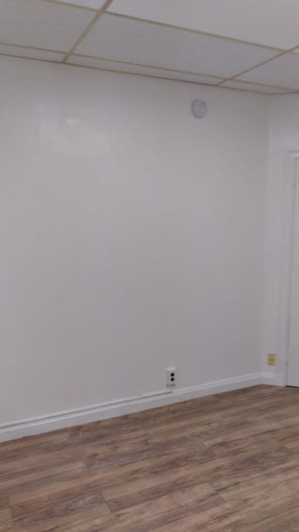 Rumford Apartment: 25 Hartford St
