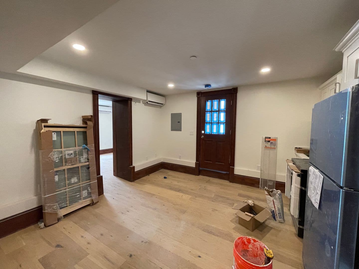 Leominster Apartment: 41 Summer St