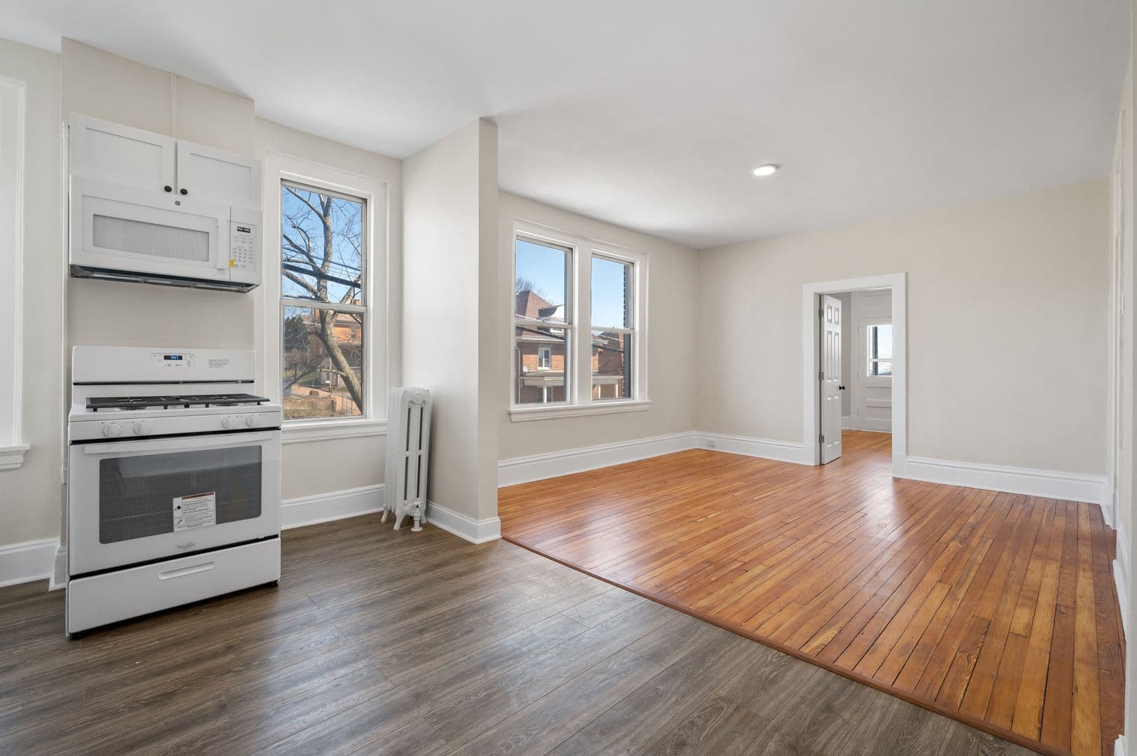 Pittsburgh Apartment: 701 Brownsville Rd