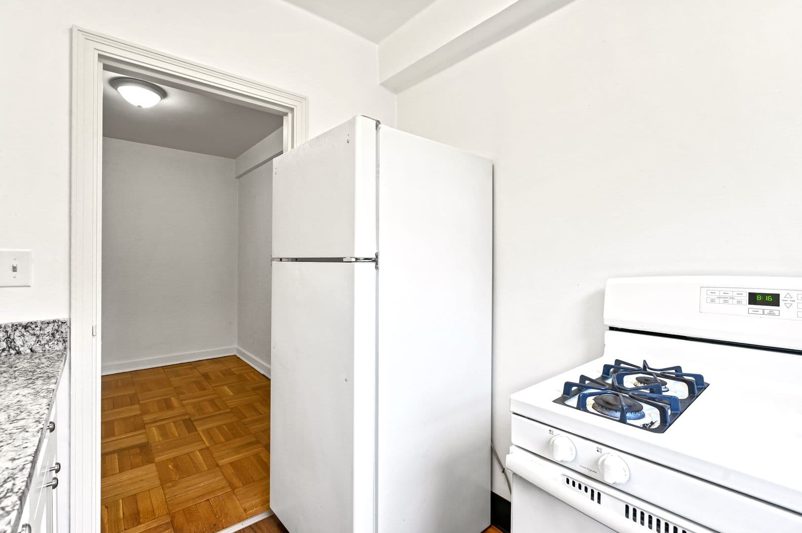 Pittsburgh Apartment: 3336 Brownsville Rd