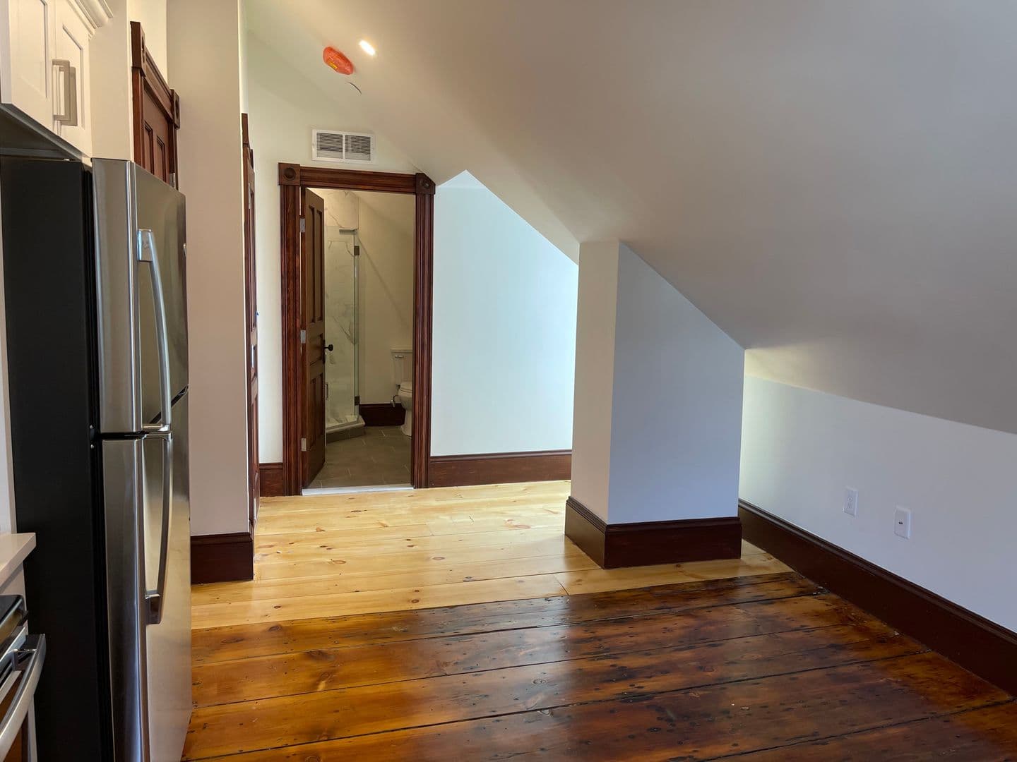 Leominster Apartment: 41 Summer St