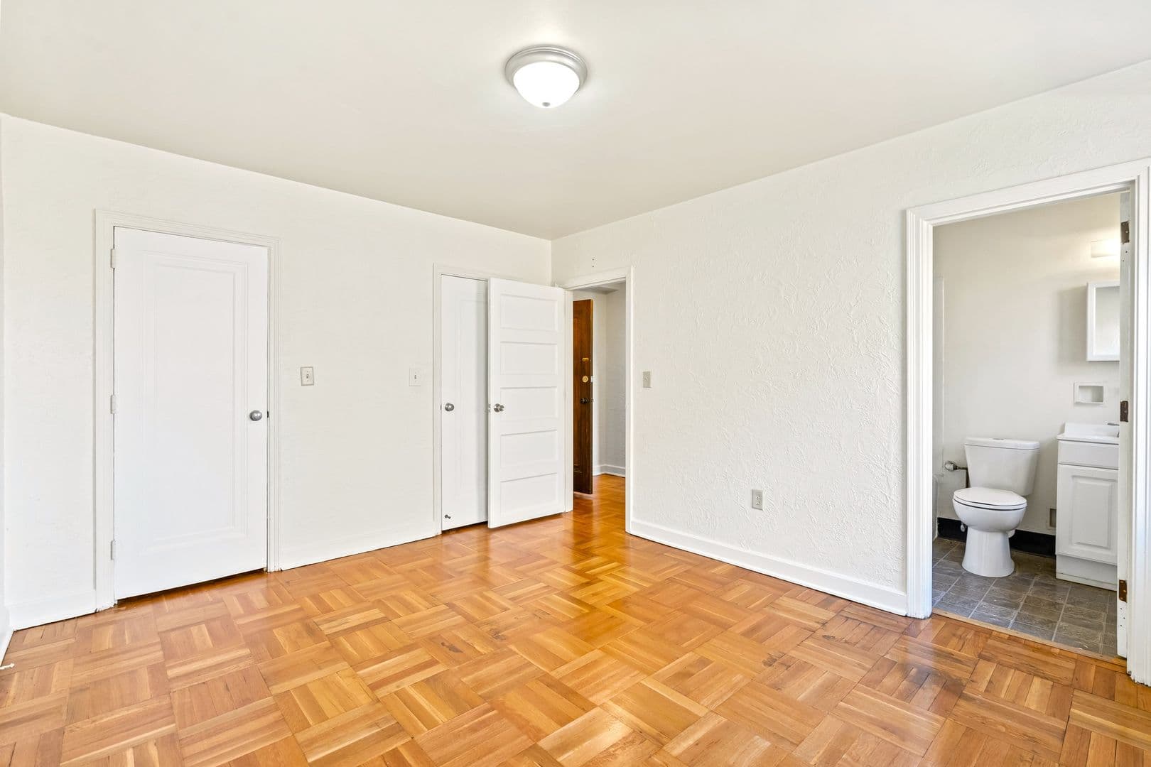 Pittsburgh Apartment: 3336 Brownsville Rd