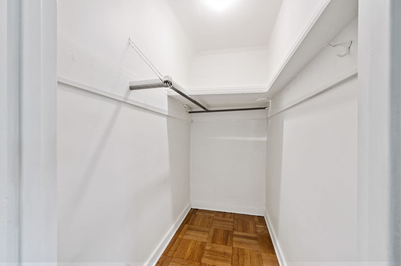 Pittsburgh Apartment: 3336 Brownsville Rd