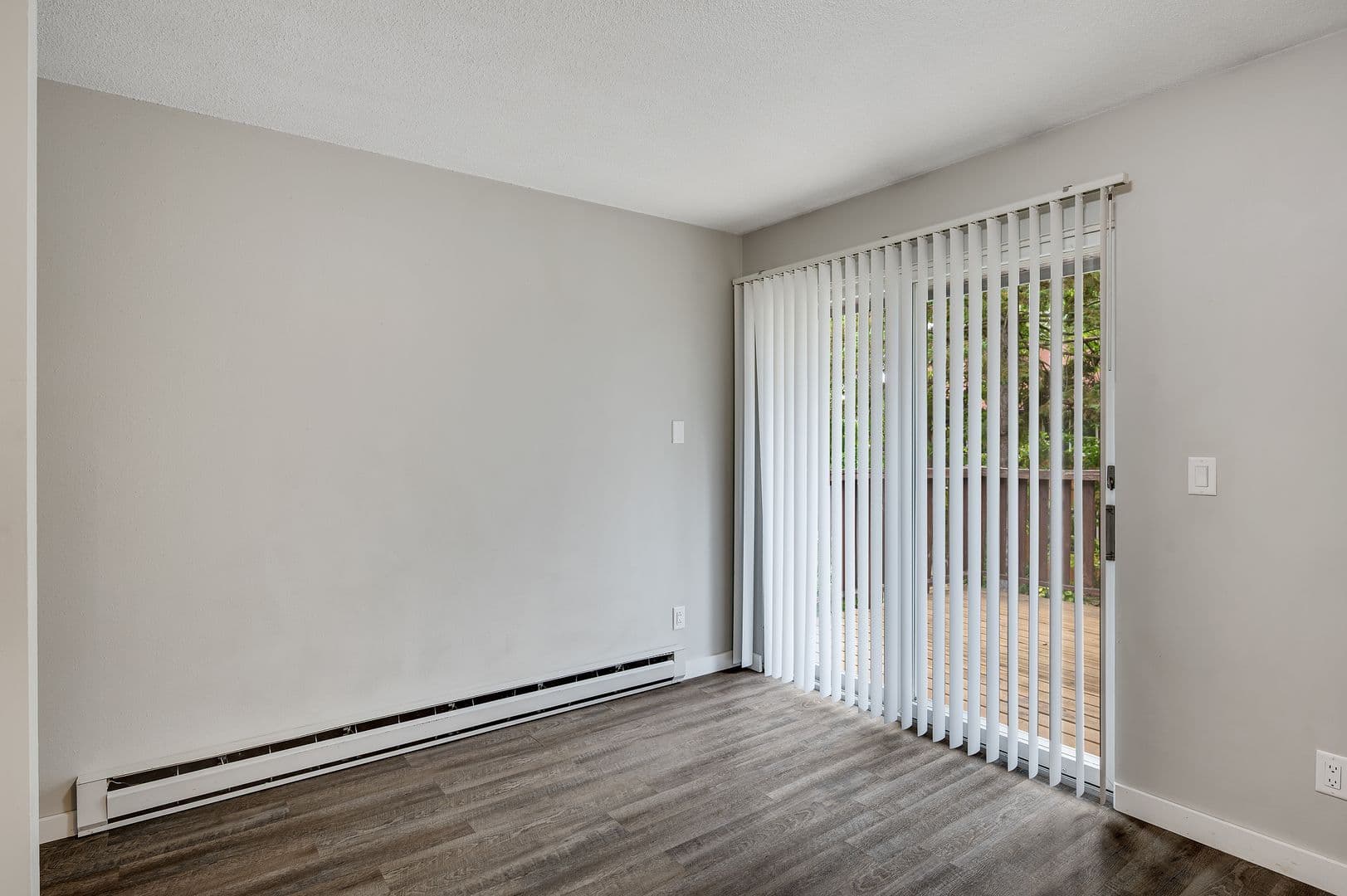 Onalaska Apartment: 1112 10th Ave N