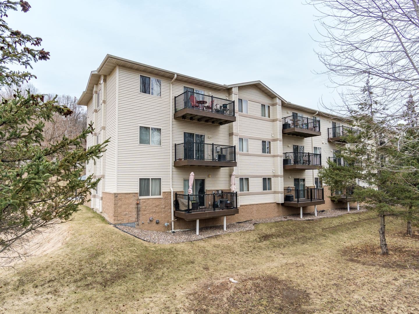 Onalaska Apartment: 135 Marcou Rd