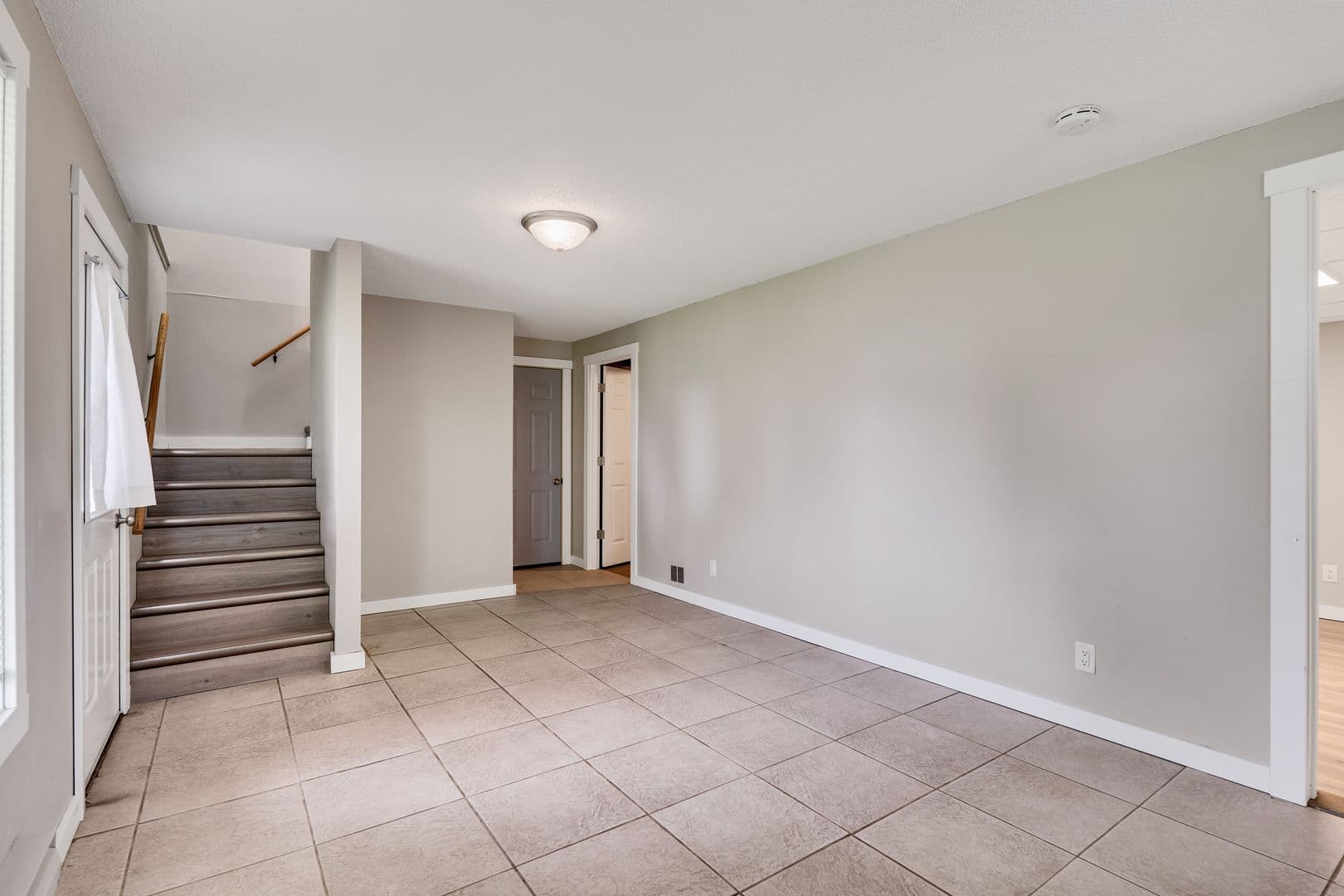 Onalaska Apartment: 928-932 West Ave