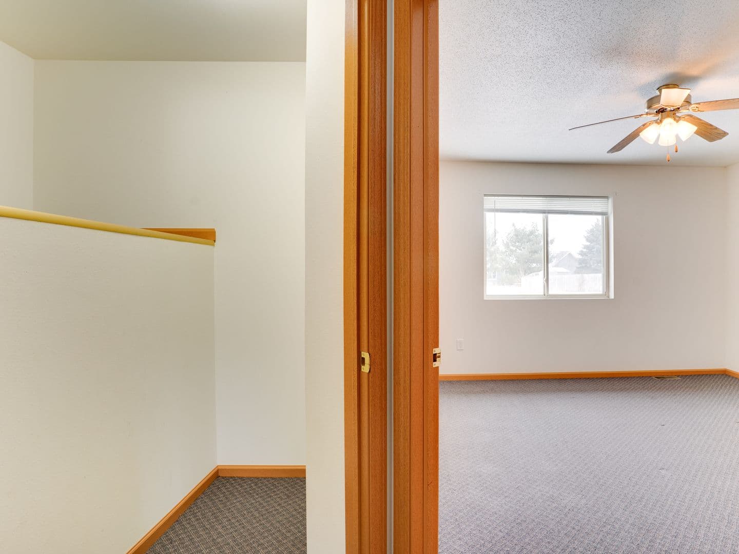 Holmen Apartment: 1204 Eastwood St