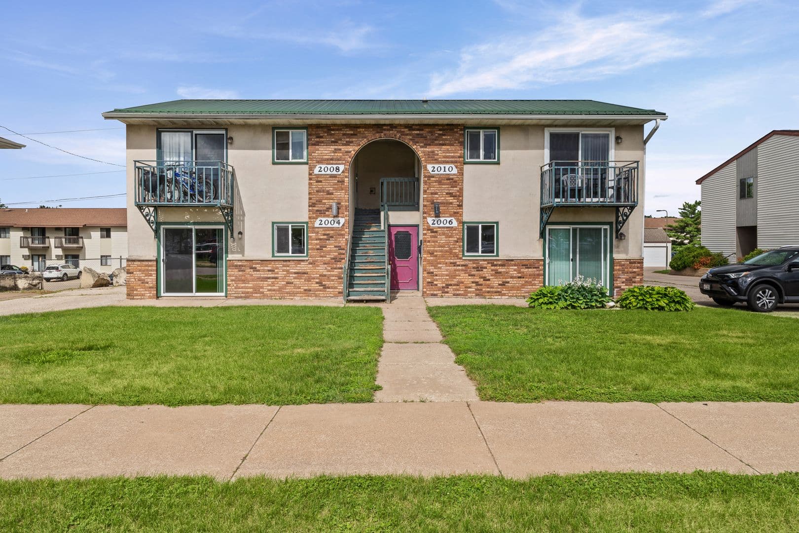 La Crosse Apartment: 2004-2010 7th St S
