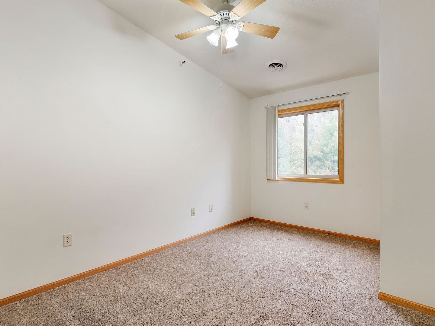 Onalaska Apartment: 135 Marcou Rd