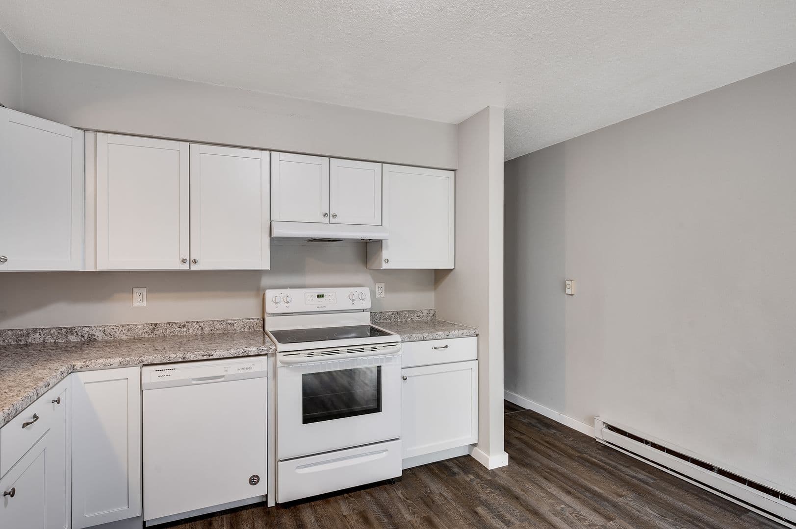 Onalaska Apartment: 1112 10th Ave N