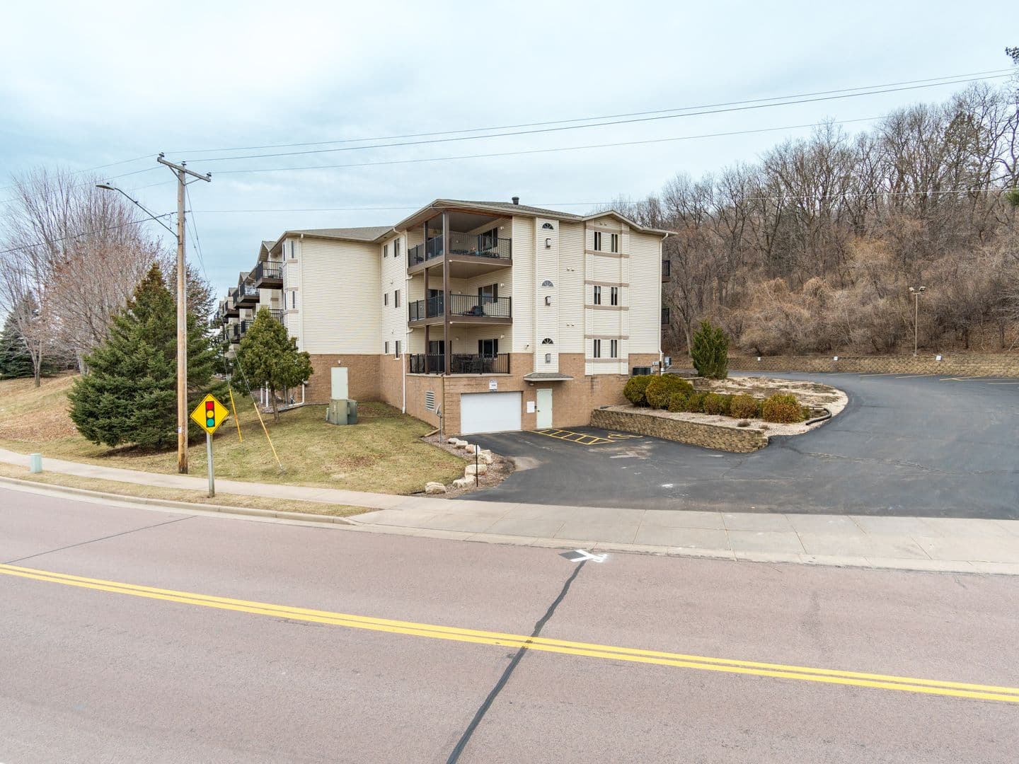 Onalaska Apartment: 135 Marcou Rd