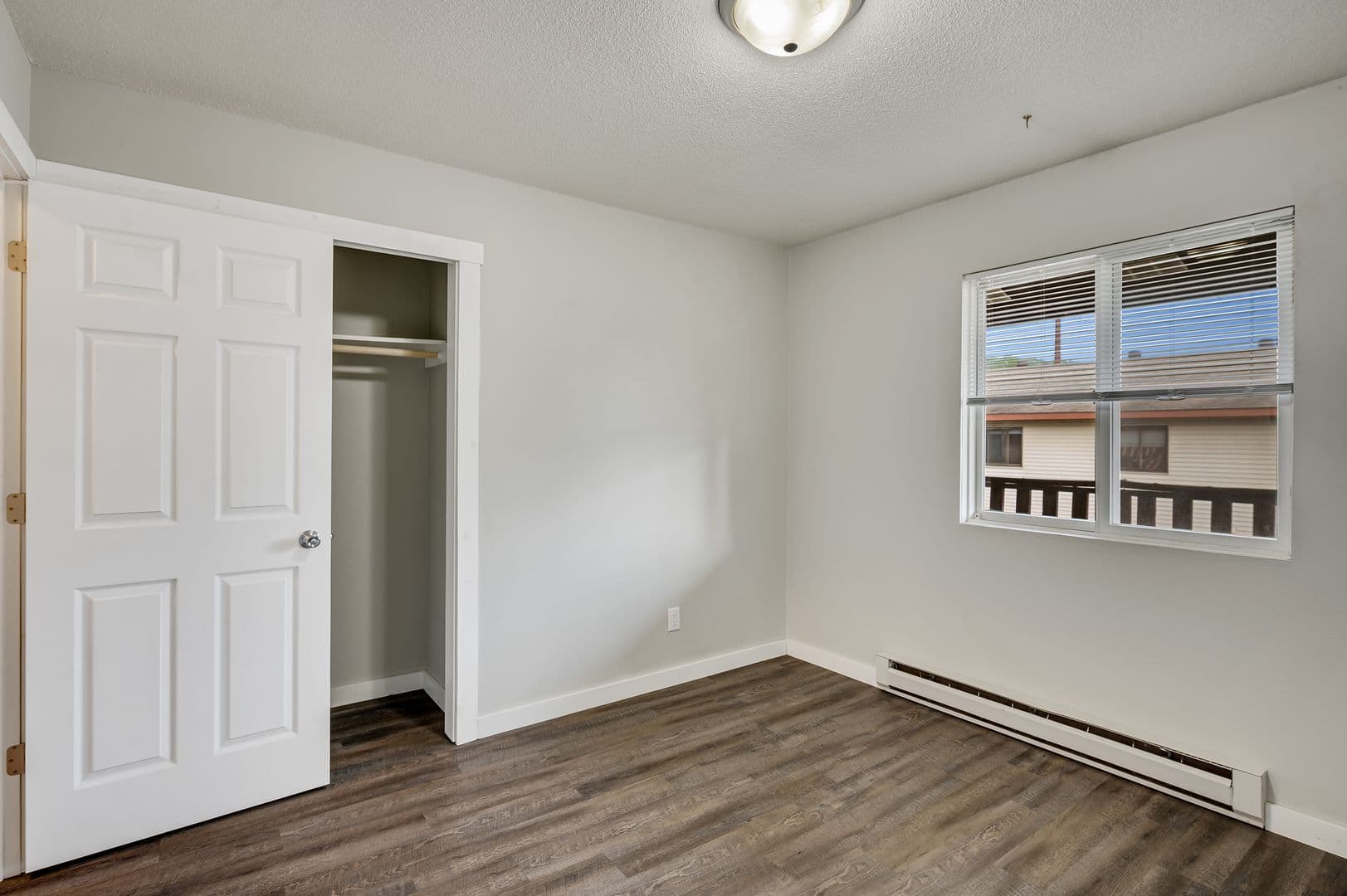 Onalaska Apartment: 1112 10th Ave N
