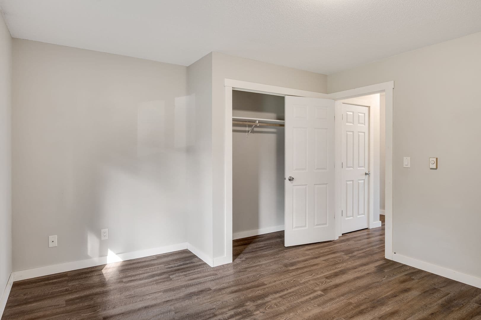 Onalaska Apartment: 1112 10th Ave N