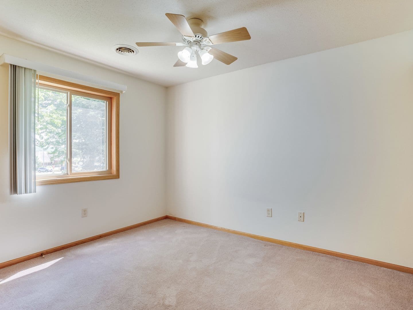 Onalaska Apartment: 135 Marcou Rd