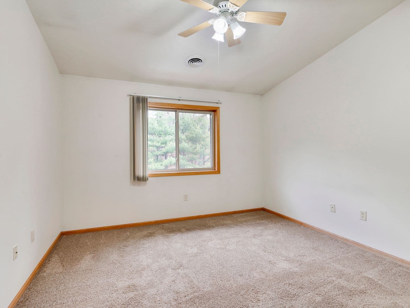 Onalaska Apartment: 135 Marcou Rd