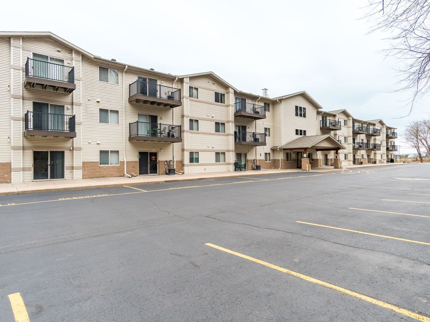 Onalaska Apartment: 135 Marcou Rd