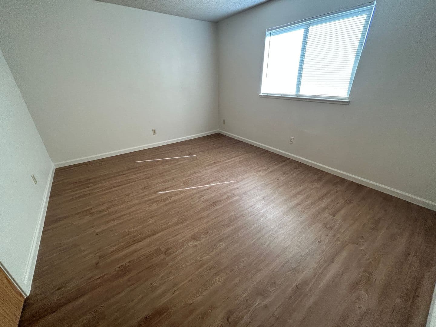 Merced Apartment: 32 South Parsons Ave. #D