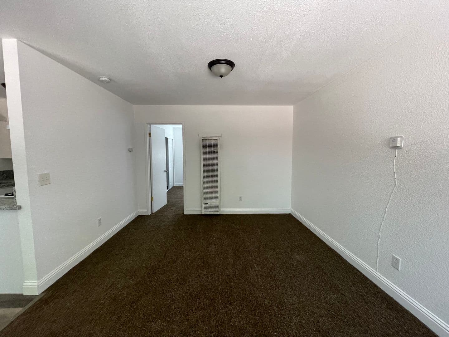 Olivehurst Apartment: 4357 College Way - #4